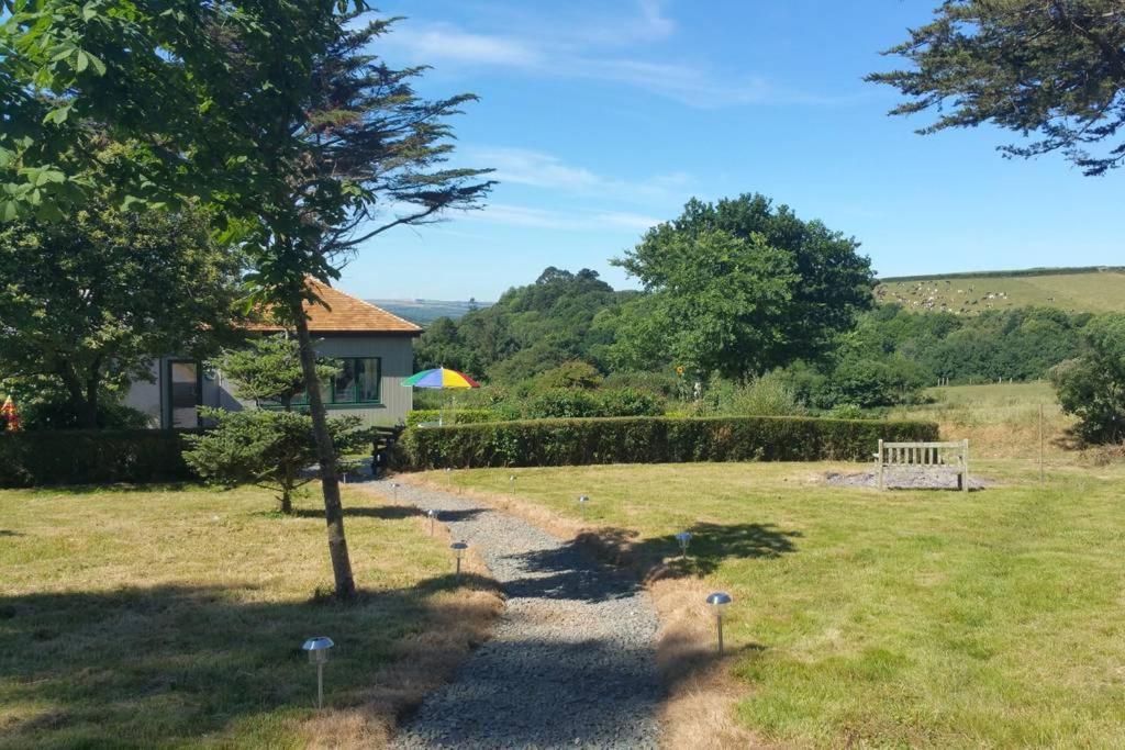 Horsna Parc Retreat Bed and Breakfast Saint Tudy Buitenkant foto